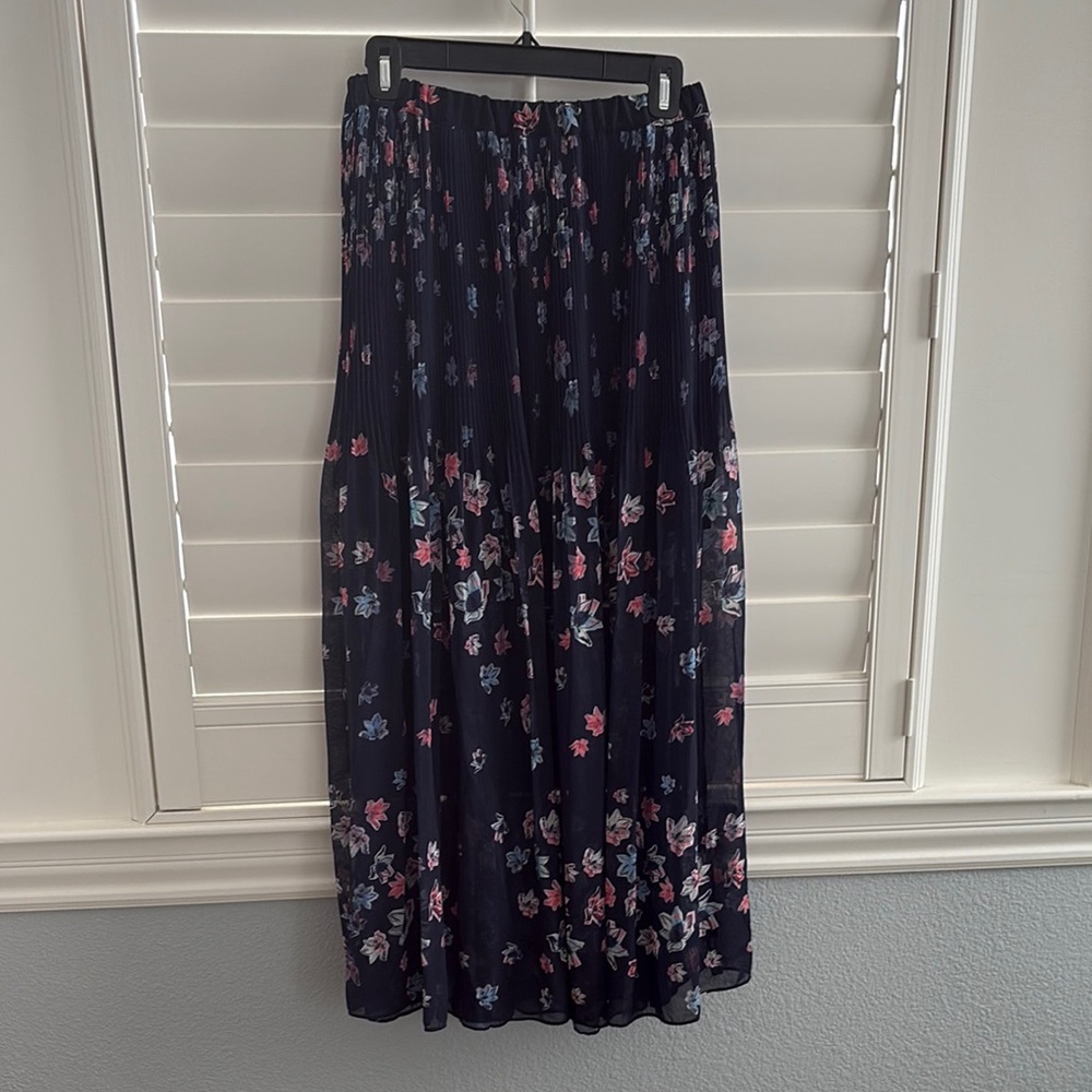 Club Monaco Floral Navy Maxi Skirt